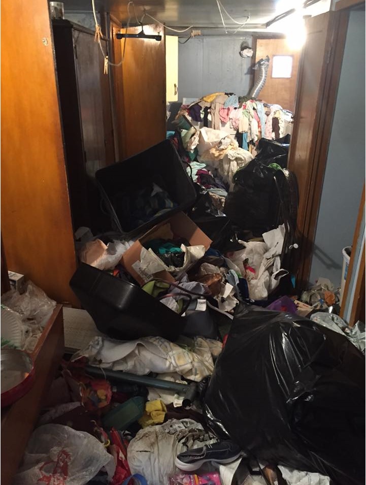 Hoarding-photo-hoarding-cleanouts-Hoarding-Assistance-BumbleJunk-Baltimore